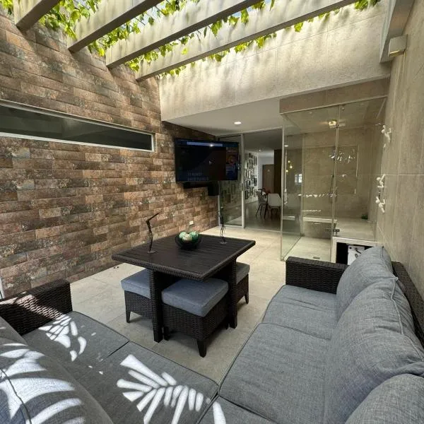 Moderna habitación privada, total comodidad, hotel v destinaci Cali