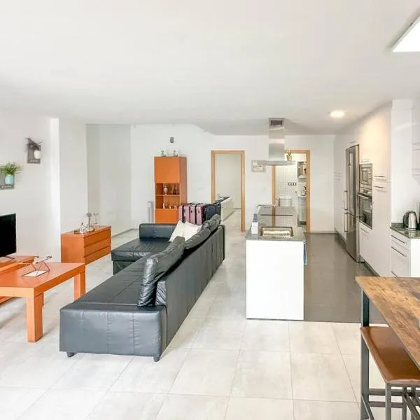 Apartamento con piscina privada, hotel v destinaci Alicante