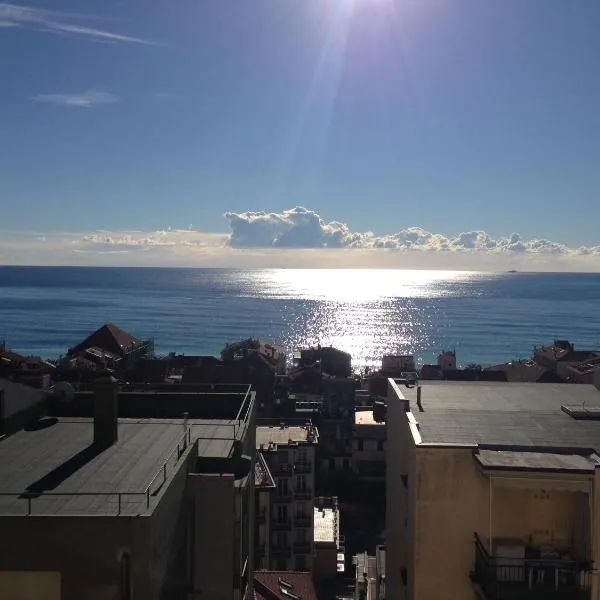 Alloggio con vista mozzafiato, hotel v destinaci Finale Ligure
