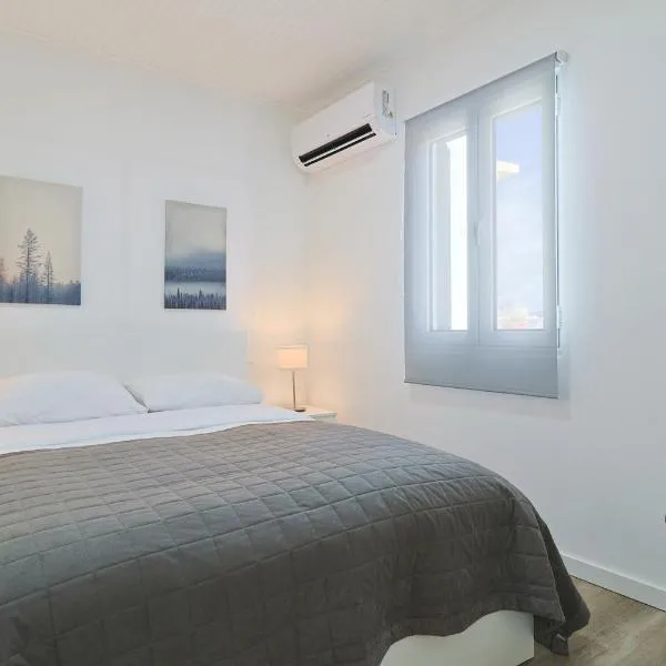 R&M Place, Hotel in São Roque