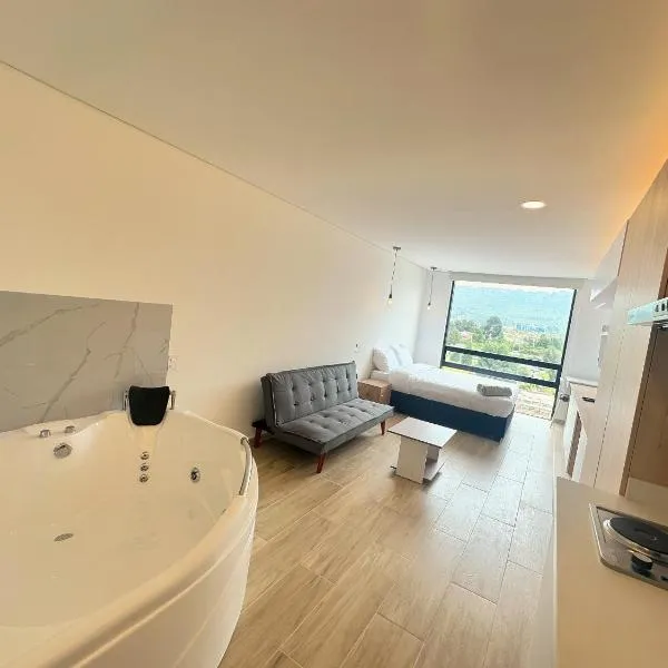 Apartaestudio con Jacuzzi privado y vista a las montanas!, hotel in Chía