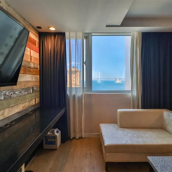 Moonbay Hotel, hotel in Busan