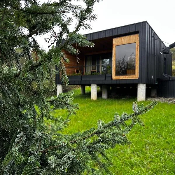 Brown Deer - z Sauną na Tarasie, Jacuzzi i Widokiem na Góry - by Deer Hills Luxury Apartments, ξενοδοχείο σε Kocoń