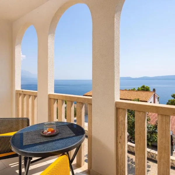 Appartments Villa Daria, khách sạn ở Marusici 