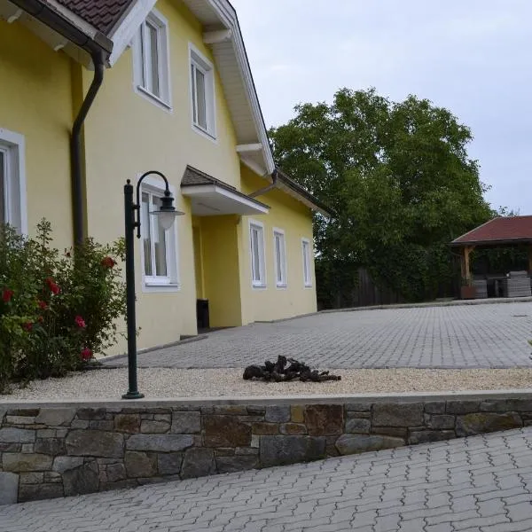 Pension Familie Dunkl, hotel v destinaci Dietmannsdorf