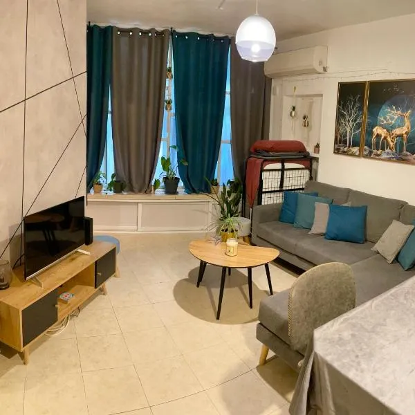 Dotan's Boutique Apartments - By The Beach!, hotel in Tel Aviv