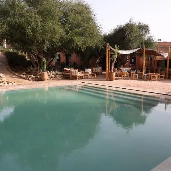 Paradis Nomade, hotel v destinaci Azrarag