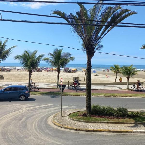 Predio frente a praia ap 615