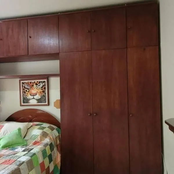 Casa atrás do Horto florestal, hotel in Santa Maria Madalena