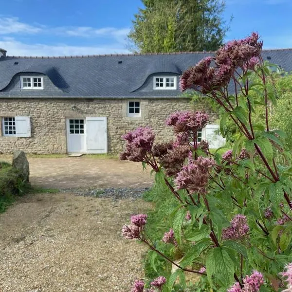 Moulin de Kerstrat, hotel in Brennilis