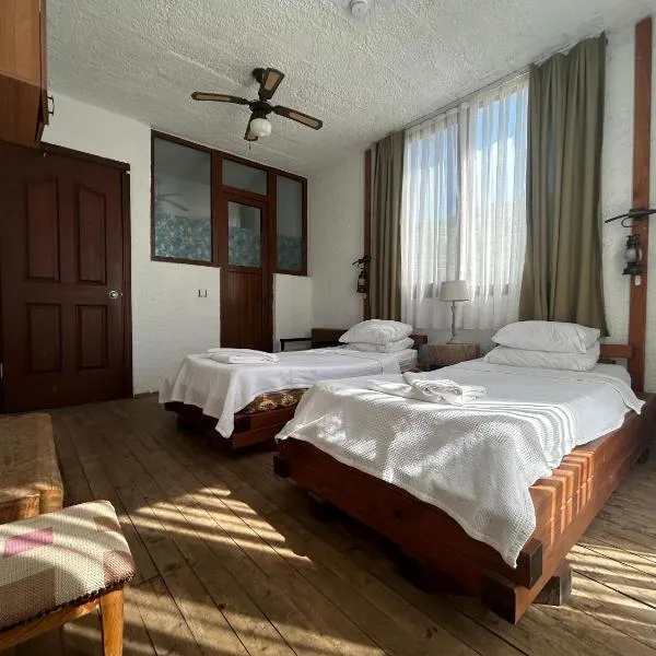 Mozaik Pansiyon, hotel v destinaci Kaş