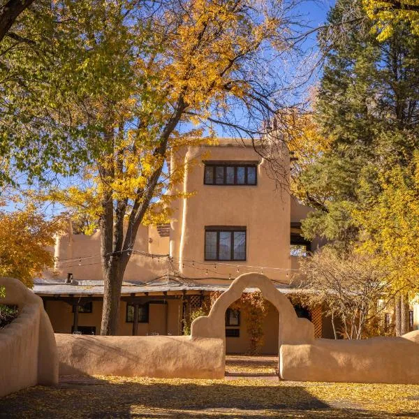 Sagebrush Inn & Suites, hotel in Taos