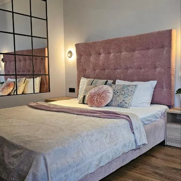 Blue Apartment, hotel in Mukacheve