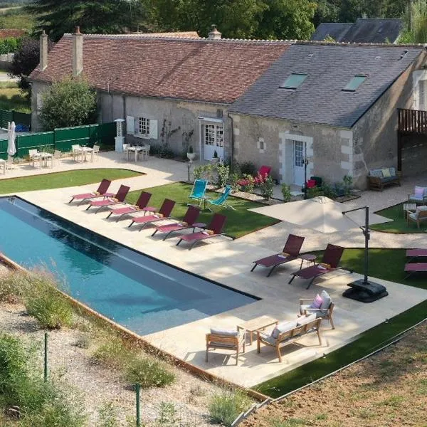 Sans Souci Bed and Breakfast Luxe Heated Pool and Restaurant, hotel v destinácii Luzillé