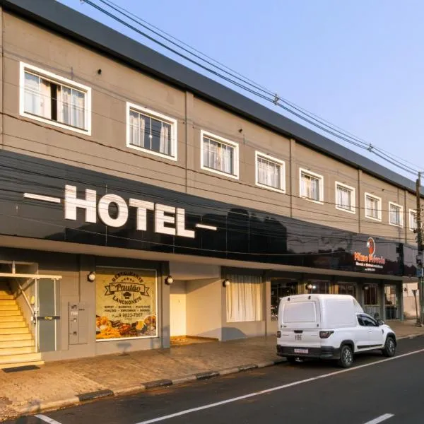 Euro Hotel, hotel v destinaci Ubiratã
