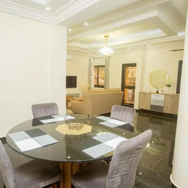 Repavi Lodge, hotel en Yaundé