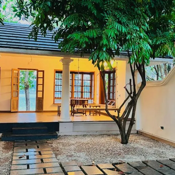 WaterFront by PALMYRA, hotel u gradu Kolam