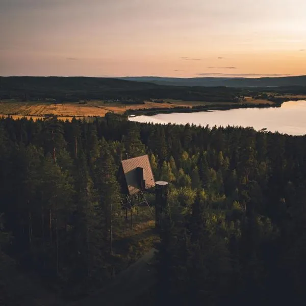 PAN Treetop Cabins, hotel v destinaci Åsnes