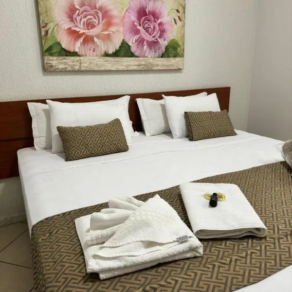Kaa House Hotel, hotel in Carmópolis de Minas