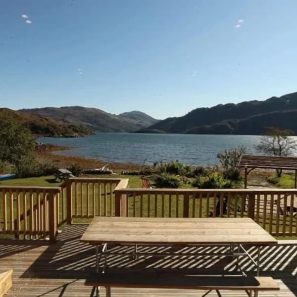 The Sheddie at Nostie Bay, hotel in Kirkton