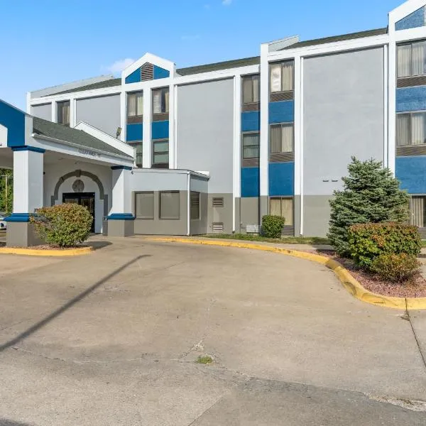 Baymont by Wyndham Lawrence, hotel v destinaci Lawrence