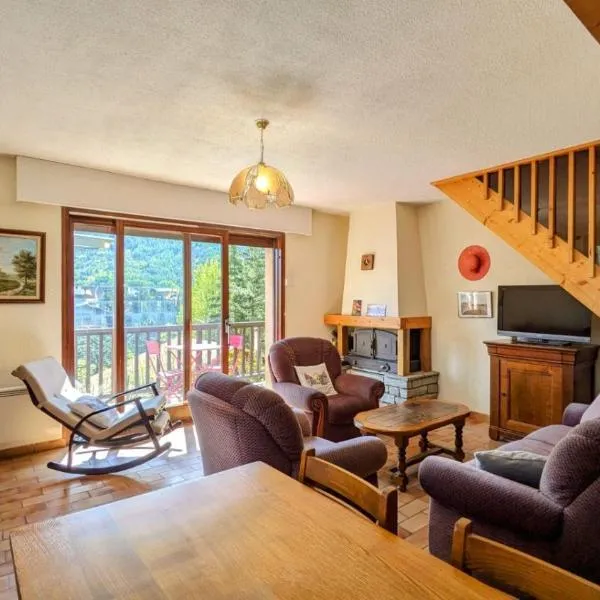 Duplex Serre-Chevalier Briançon、ブリアンソンのホテル