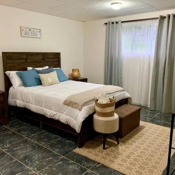 Country house with an incredible view to the city, hotel v destinaci Cartago