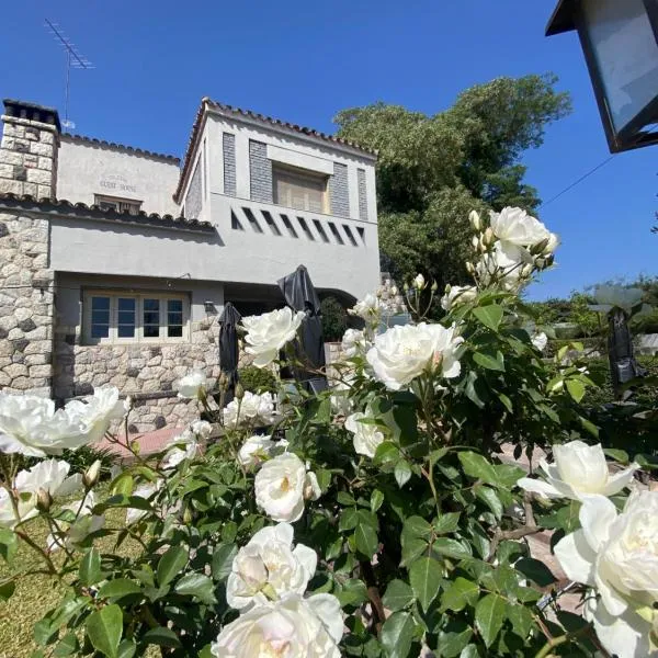 Posada Del Angel, hotel i Villa Serranita