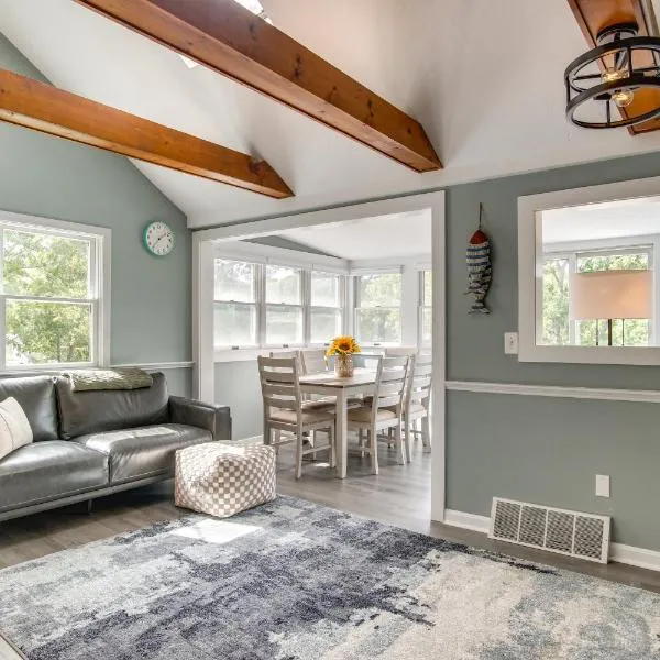 Mashpee में, होटल Swim and Fish On-Site! Waterfront Cape Cod Cottage