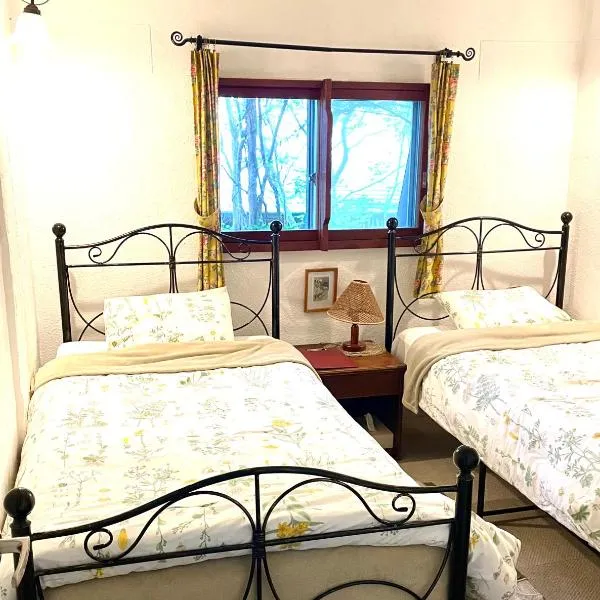 Gallery HARA and guest house, hotel v destinaci Hara