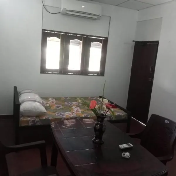 EECS Transit - Urban Stay โรงแรมในคาตุนายากา