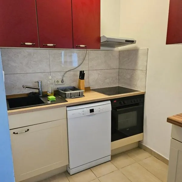 Schöne 2 zwei Zimmer Wohnung, hotel v destinaci Gleisdorf