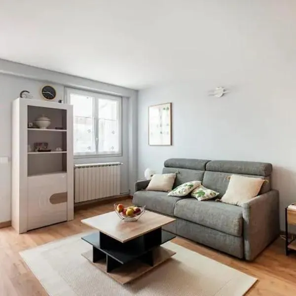 Studio Clos-Edeen, hotel v destinaci Tréclun