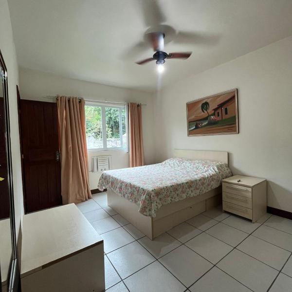 Apartamento amplo, 180m da praia - Foto 2