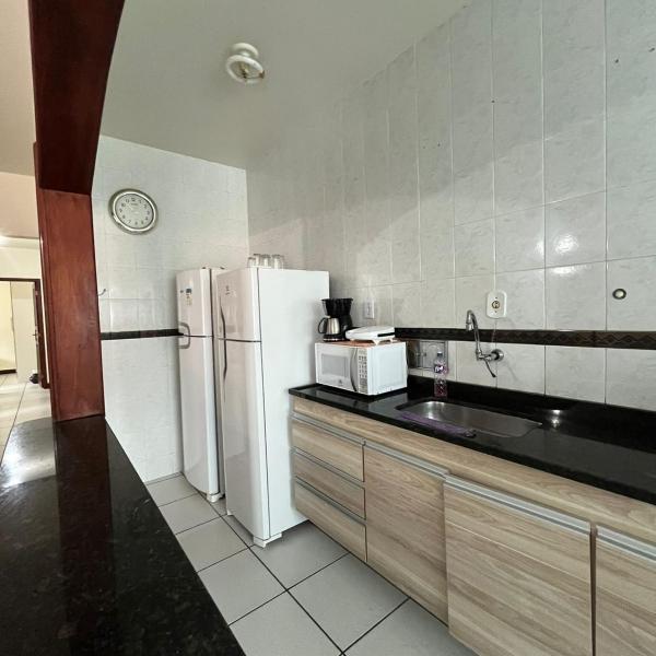 Apartamento amplo, 180m da praia - Foto 4