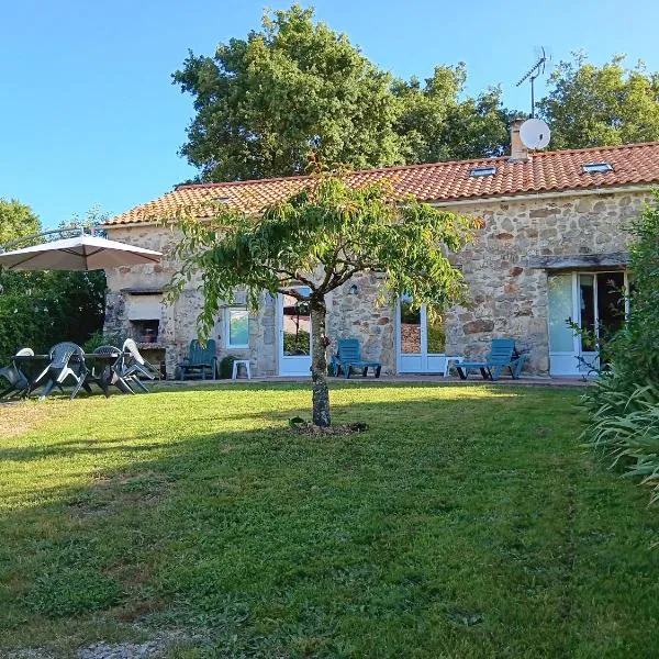 14 La Richardiere, hotel in Landeronde