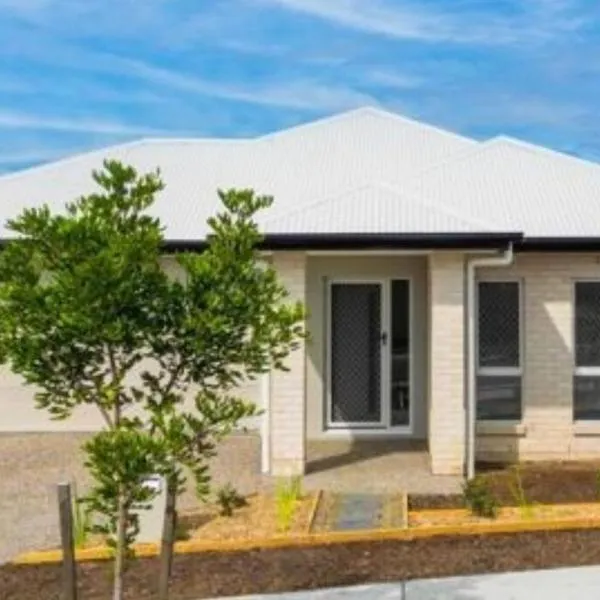 Belleview Home - Brand New 4 Bedroom House near Ipswich, hotel in Ripley