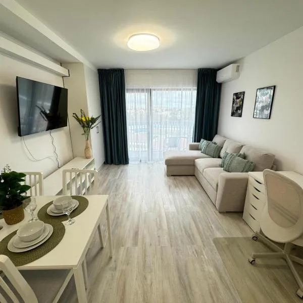 Luxury Avanera Towers Apartments Parking included, hotel a Suceava