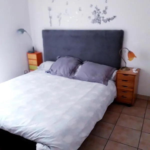 Chambre 1, hotel v destinaci Bouc-Bel-Air