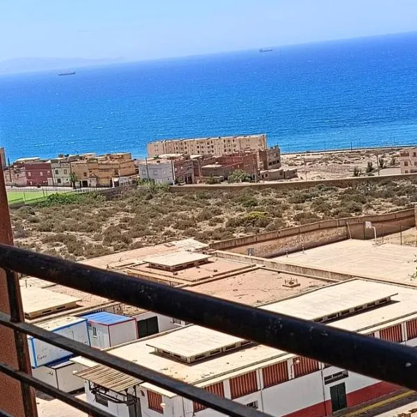 apartment rental with sea view, hotel v destinácii Mostaganem