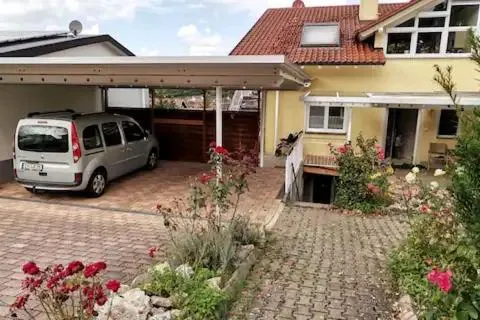 Schöne Ferienwohnung mit Terrasse, hotel i Malterdingen