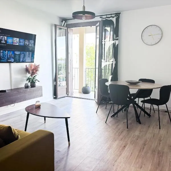Appartement 79m2 proche Airbus tout confort lumineux 2 chambres, 1 bureau, hotel v destinaci Colomiers