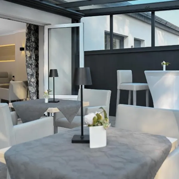 Hotel zur Eiche, hotel v destinaci Salzkotten