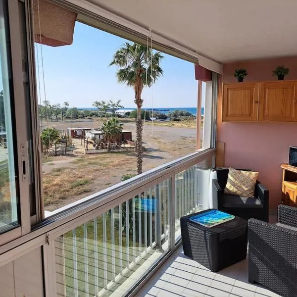 Amoureva B35, T2 vue mer, parking, piscine, clim, hotel a Cap d'Agde