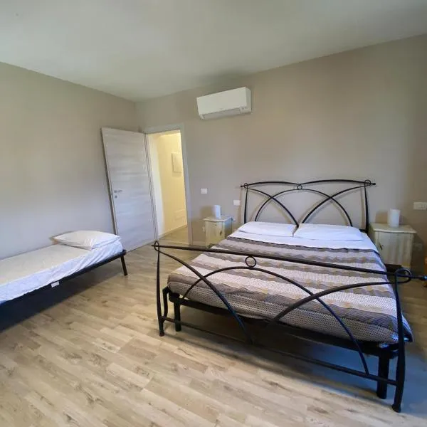 LA CHIUSA Bed and Breakfast, hotel v destinaci Montichiari