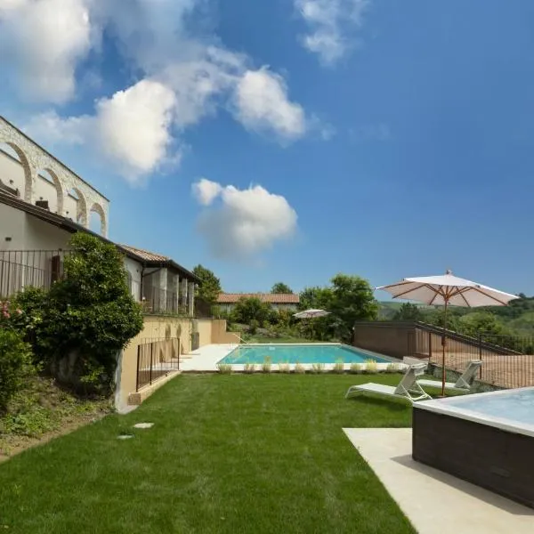 Luce Boutique Hotel, hotel v destinaci Fortunago