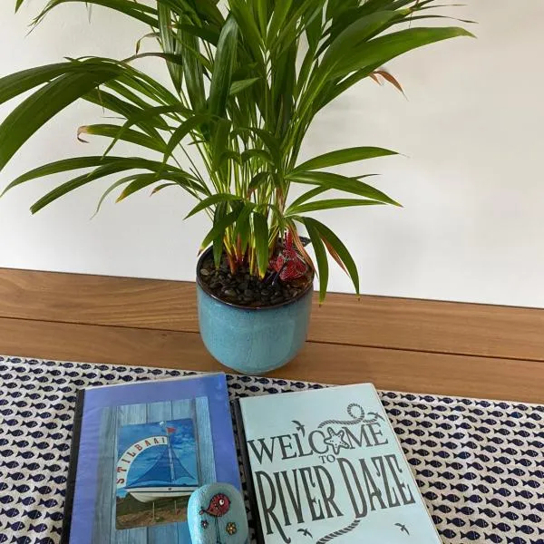 River Daze, hotel in Stilbaai