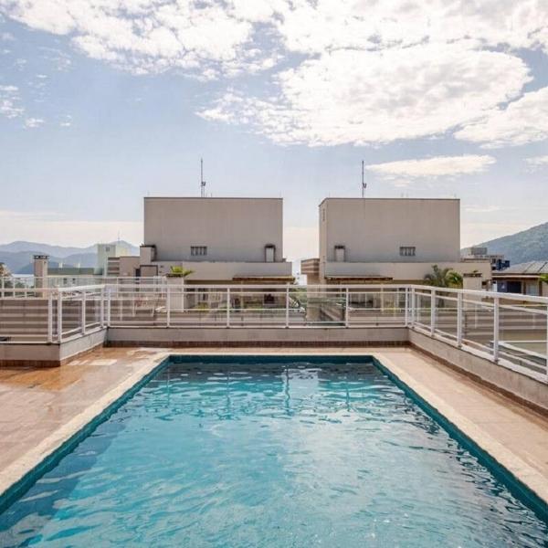 Resort no Itaguá, Piscina, Sauna e Churrasqueira