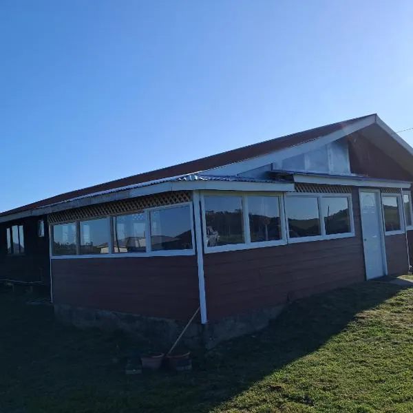 Hermosa Casona en los Muermos, hotel en Los Muermos