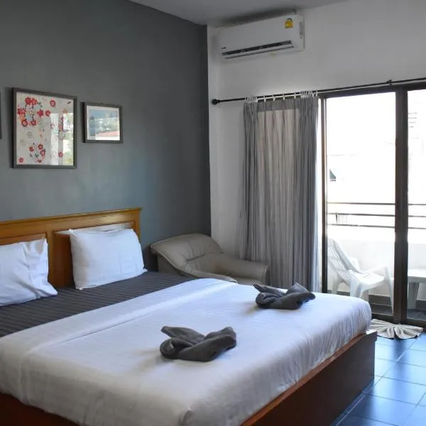 Sala Bua Room、カロンビーチのホテル